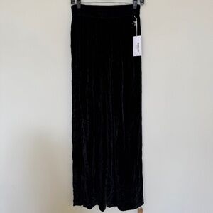 Reformation Vanya Pant - Black Velvet - Size 2 - NWT
